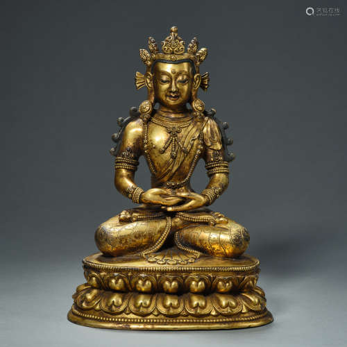 Chinese Qing Dynasty gilt bronze Buddha statue