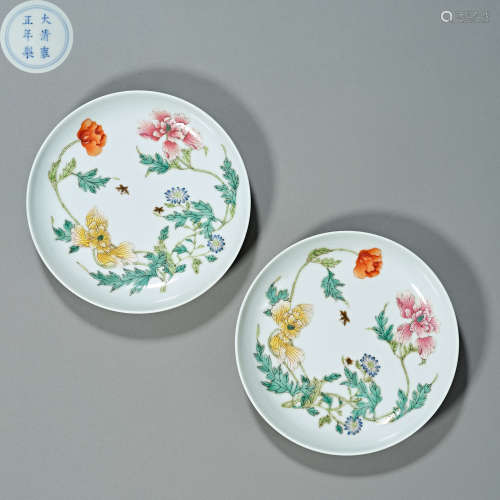Chinese Qing Dynasty Yongzheng pastel porcelain plate