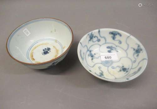 Chinese Tek Sing cargo blue and white bowl, 5.25ins diameter...