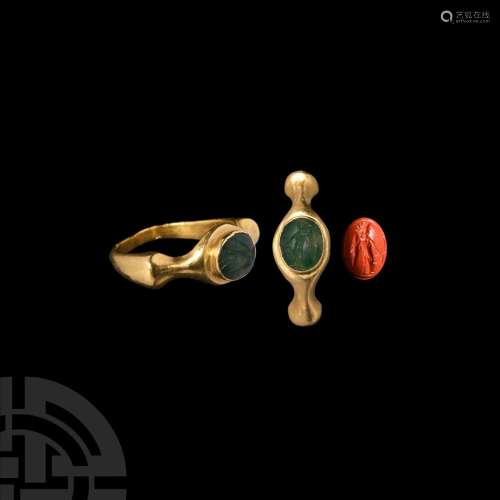 Roman Gold Ring with Emerald Gemstone of a Goddess