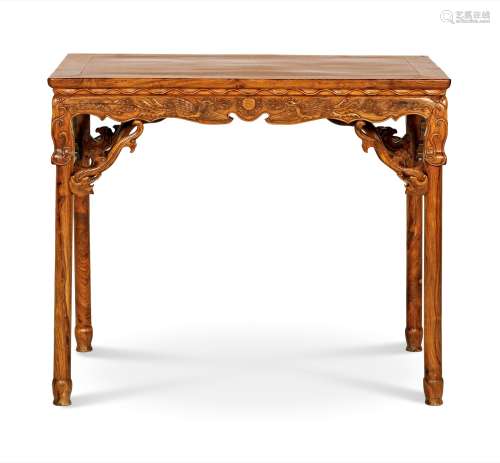 明十六至十七世纪黄花梨雕龙凤花鸟纹束腰矮桌展腿式半桌