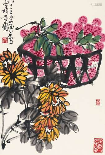 许麟庐(1916-2011) 荔枝菊花 设色纸本 镜心