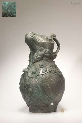 Bronze YOU (wine vessel) with XIAO (owls are called by this ...