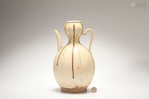 Chinese Tri-colored Ewer