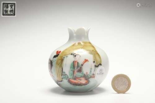 Wucai (Polychrome) Pomegranate-shaped ZUN with Figure Storie...