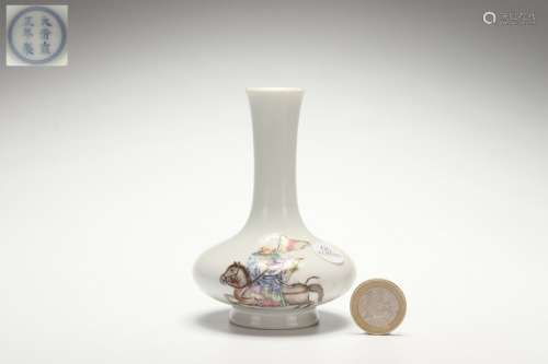 Famille Rose Water Chestnut-shaped Vase with Figure Stories ...