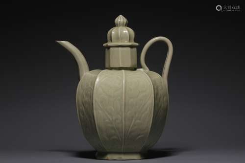 Chinese Ceramic Ewer