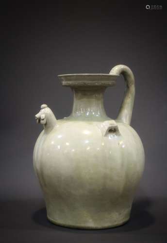 A teapot from the 7th to 10th century in China