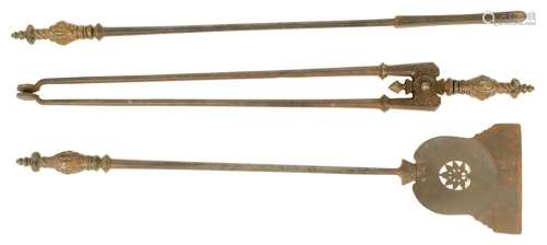 A SET OF GEORGE III BRASS AND STEEL FIRE IRONS