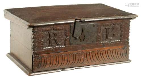 A GOOD LATE 17TH CENTURY OAK BIBLE BOX OF SMALL SIZE INITIAL...