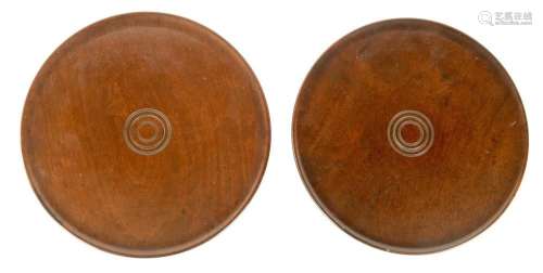 A PAIR OF LATE GEORGIAN MAHOGANY LAZY SUSANS