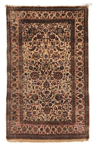 【TP】A silk Souf Kashan carpet Central Persia, 198cm x 129cm