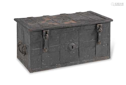 【TP】A German 17th century cast-iron strong box