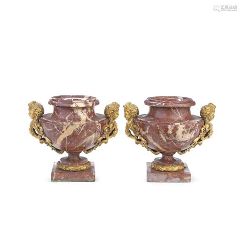 A pair of late 19th/early 20th century French gilt bronze mo...