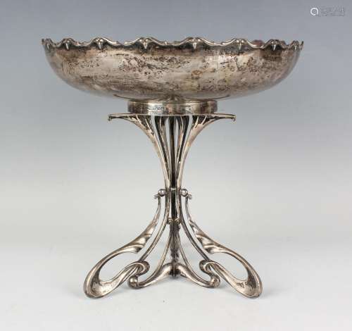 An Art Nouveau silver table centrepiece, the detachable shal...