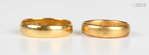 A 22ct gold wedding ring, Birmingham 1925, ring size approx ...