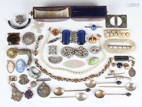 A group of mostly costume jewellery, including two lengths o...