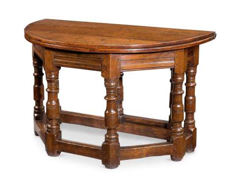 AN OAK CREDENCE TABLE, 17TH CENTURY AND LATER