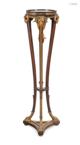 A MAHOGANY AND CARVED GILTWOOD TORCHERE, LATE 19TH/EARLY 20T...