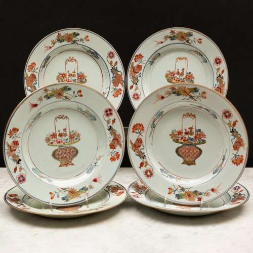 Set of Six Chinese Export Famille Rose Porcelain Plates