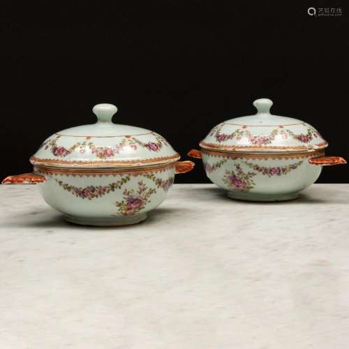 Pair of Chinese Export Famille Rose Porcelain Ecuelles and C...