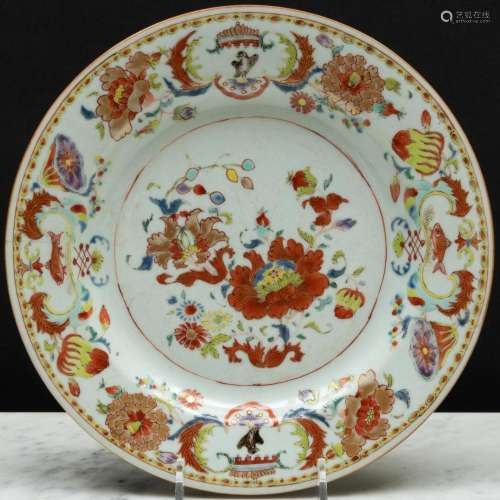 Chinese Export Porcelain  Pompadour  Plate