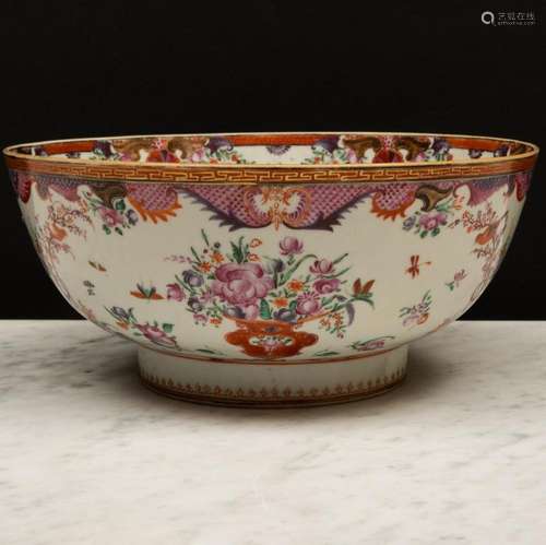 Chinese Export Famille Rose Porcelain Bowl