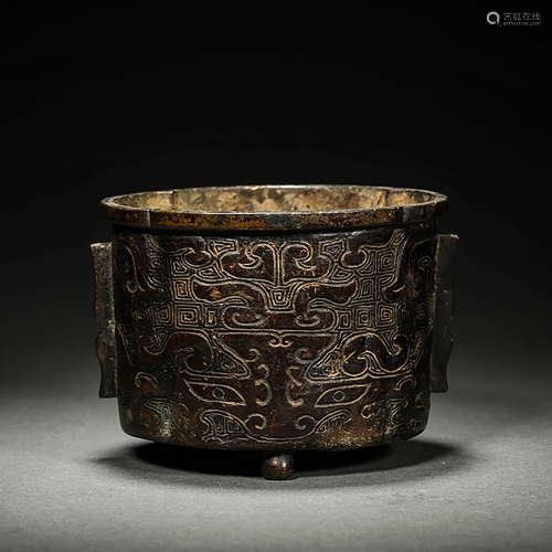 清 铜饕餮纹筒式炉
