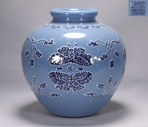 Qing Dynasty Qianlong blue ground blue and white butterfly p...