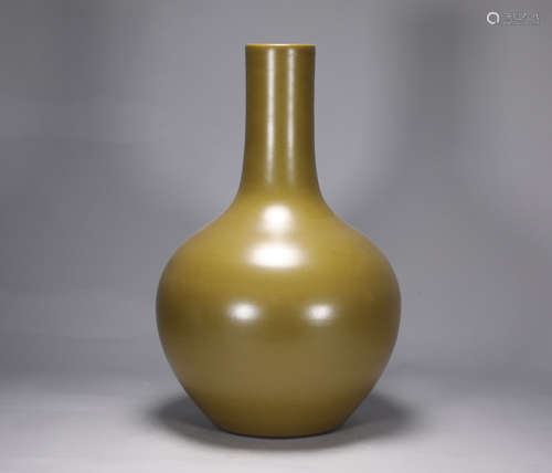 Qing Dynasty Qianlong tea foam celestial bottle