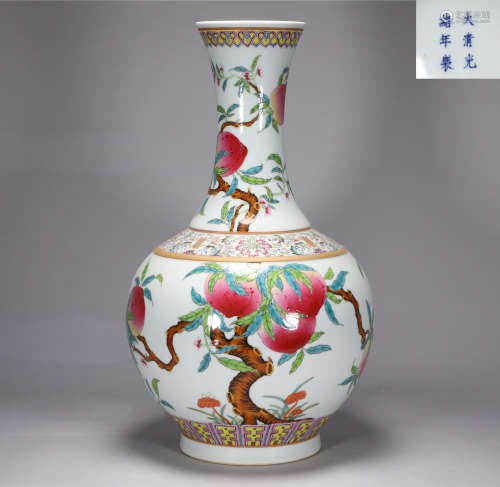 Qing Dynasty Guangxu pastel nine peach blossom bottle