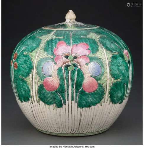 78371: A Chinese Famille Verte Covered Jar 9-1/4 x 9 in