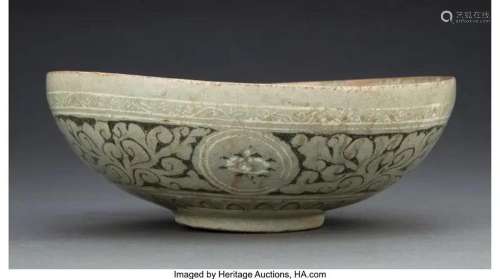 78407: A Korean Inlaid Celadon Glazed Bowl, Koryo Dynas
