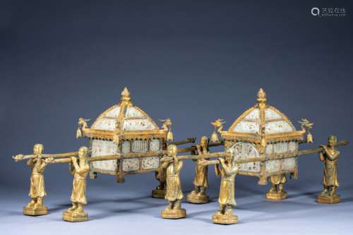 Ancient Chinese Hu people carried a sedan chair and traveled...