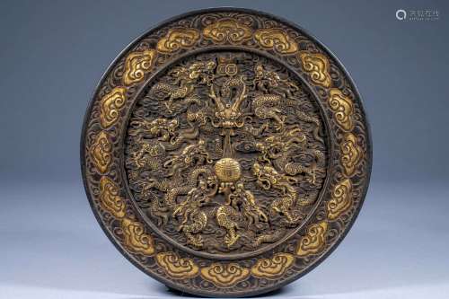 Xuande Kowloon Bronze Mirror in Ming Dynasty, China