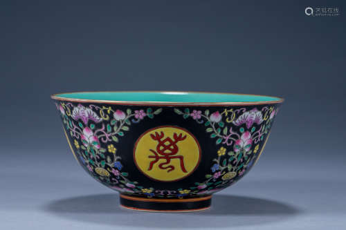 Chinese Qing Dynasty Yongzheng imperial pastel black glazed ...