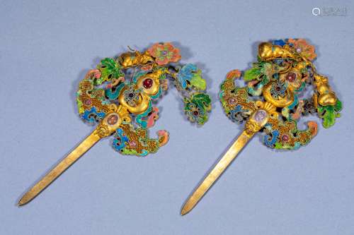 A pair of ancient Chinese filigree gilt and gemstone gourd h...
