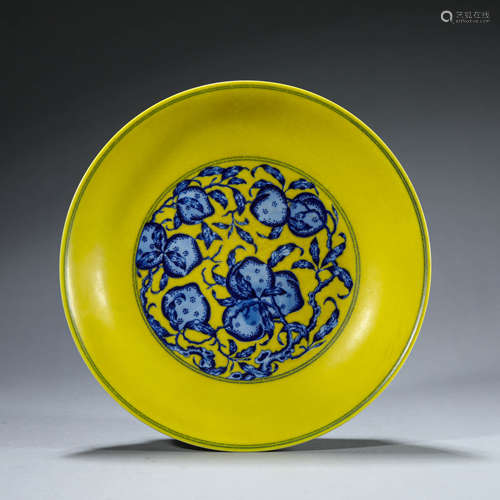 Yellow-Ground and Underglaze-Blue Nine Peaches Plate