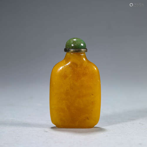 Beeswax Snuff Bottle