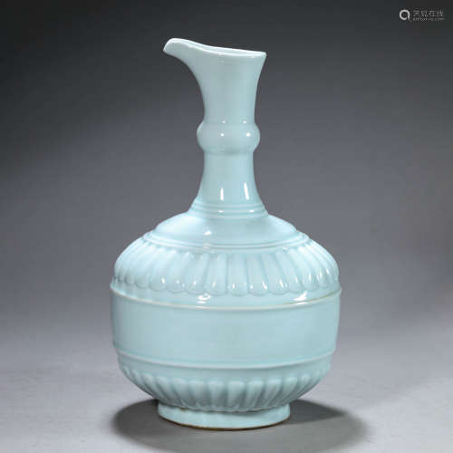 Tianbai-Glazed Ewer