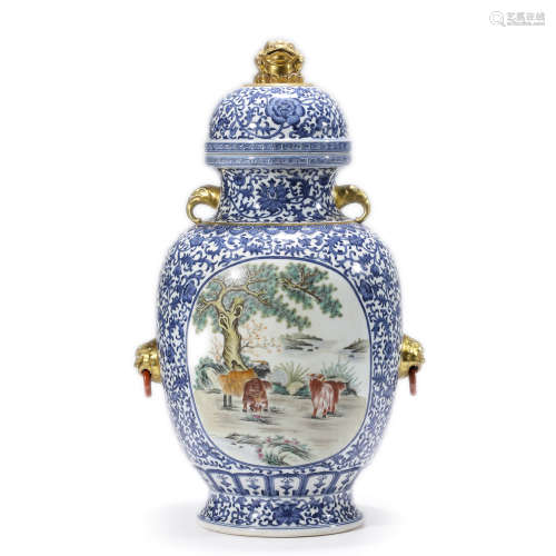 Blue and White Enclosing Jar and Cover