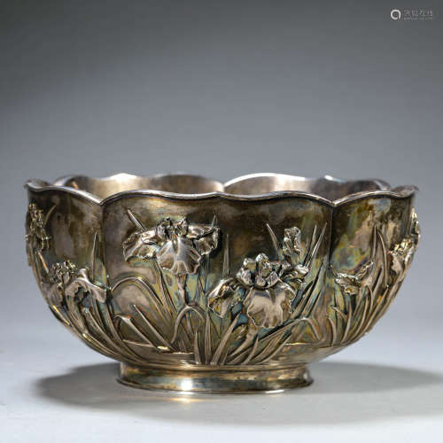 Silver Flower Lobed Bowl