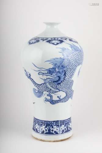 , A large Chinese blue and white vase of meiping form, 23 1/...