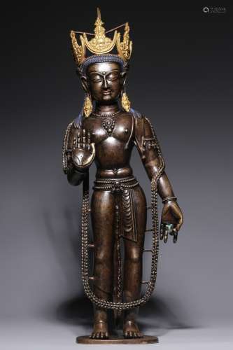 Bronze gilt statue of Buddha with treasure crown in Qing Dyn...