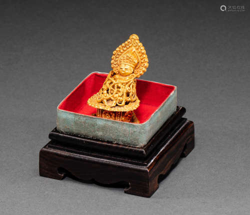 Chinese gold figure ornaments