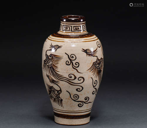 Jizhou kiln bottle of China