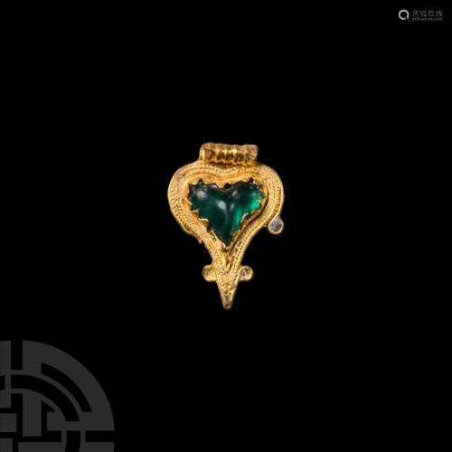 Byzantine Gold Pendant with Green Gemstone