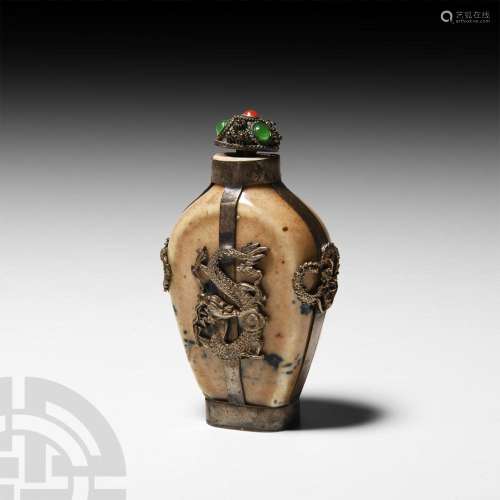Chinese Snuff Bottle with Dragon and Fenghuang
