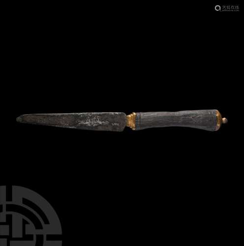 Tudor Knife with Handle