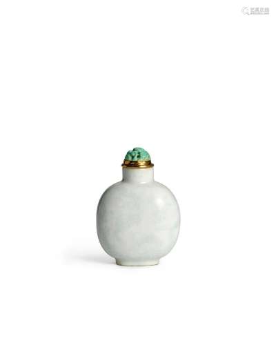 AN 'ANHUA' PORCELAIN SNUFF BOTTLE  Attributed to Jin...